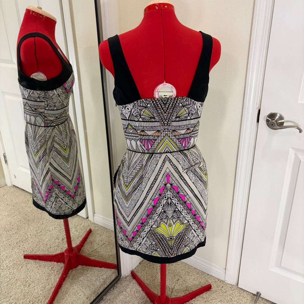 Mara Hoffman Silk Geometric Tribal Print Mini Dress Neon Pink Chartreuse Size 4 - Picture 4 of 7